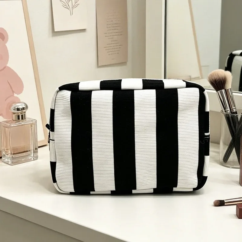 sac de maquillage rayé en forme de boîte pour femmes, sac à cosmétiques portable avec fermeture éclair, organisateur de voyage, pochette de rangement pour articles de toilette féminins