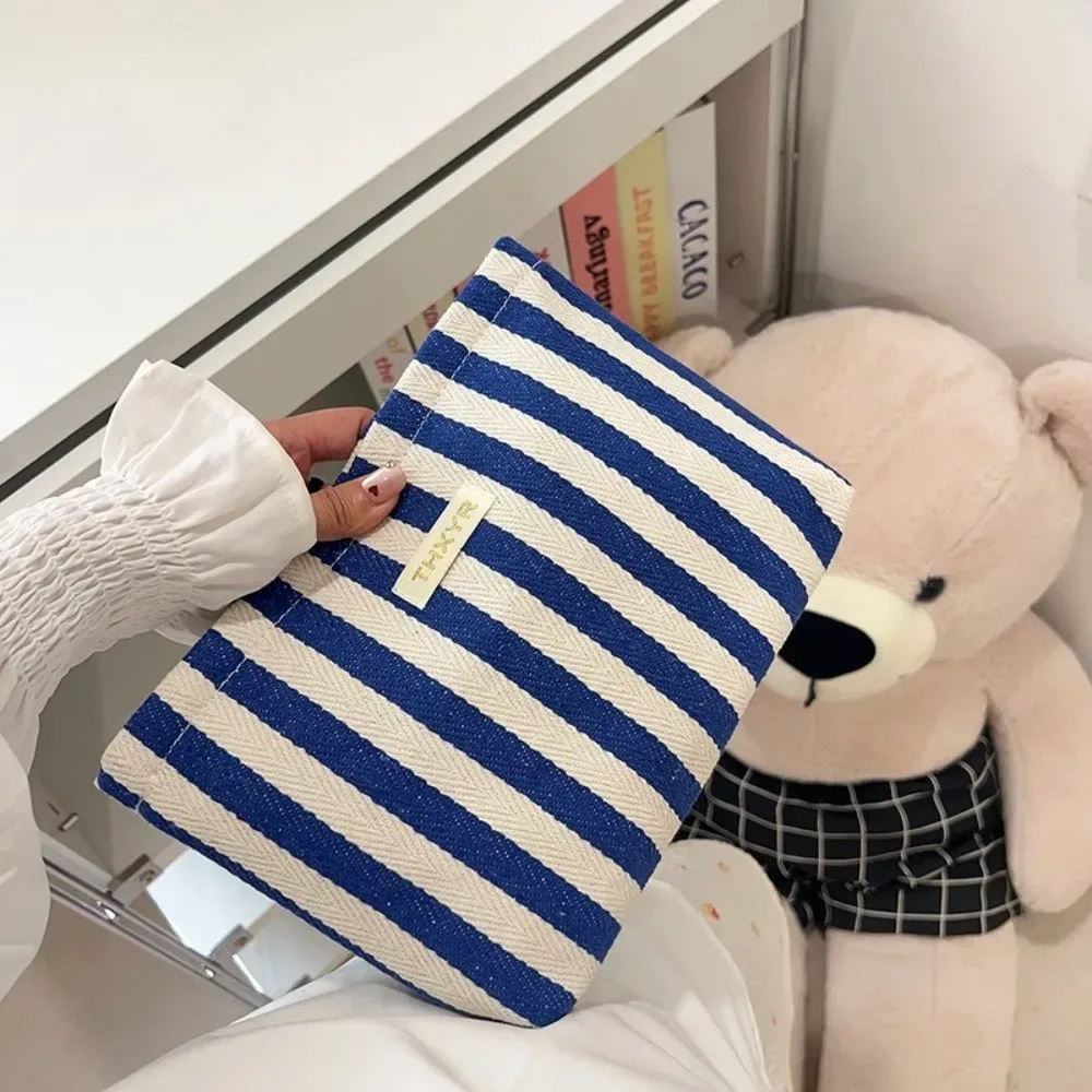 sac de maquillage portable à rayures, léger et multifonctionnel, grande capacité, organiseur de maquillage à fermeture éclair pour voyage