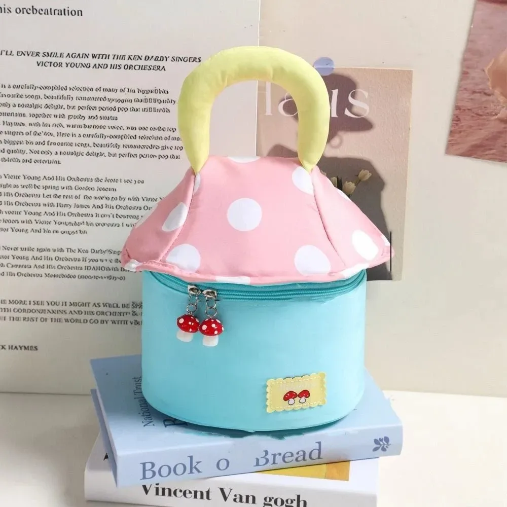 trousse de maquillage mignonne de grande capacité, maison de champignon, étui à cosmétiques esthétique portatif, étui de rangement, trousse de toilette multifonctionnelle