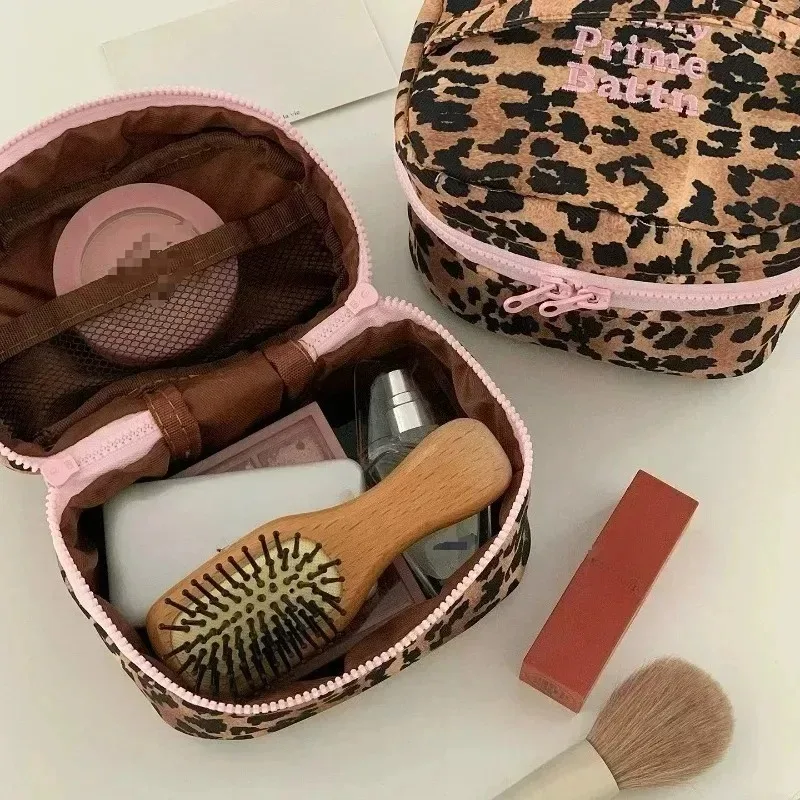 trousse de maquillage rose léopard pour femme, mignonne et tendance, portable, petite trousse de toilette de voyage, grande capacité de rangement