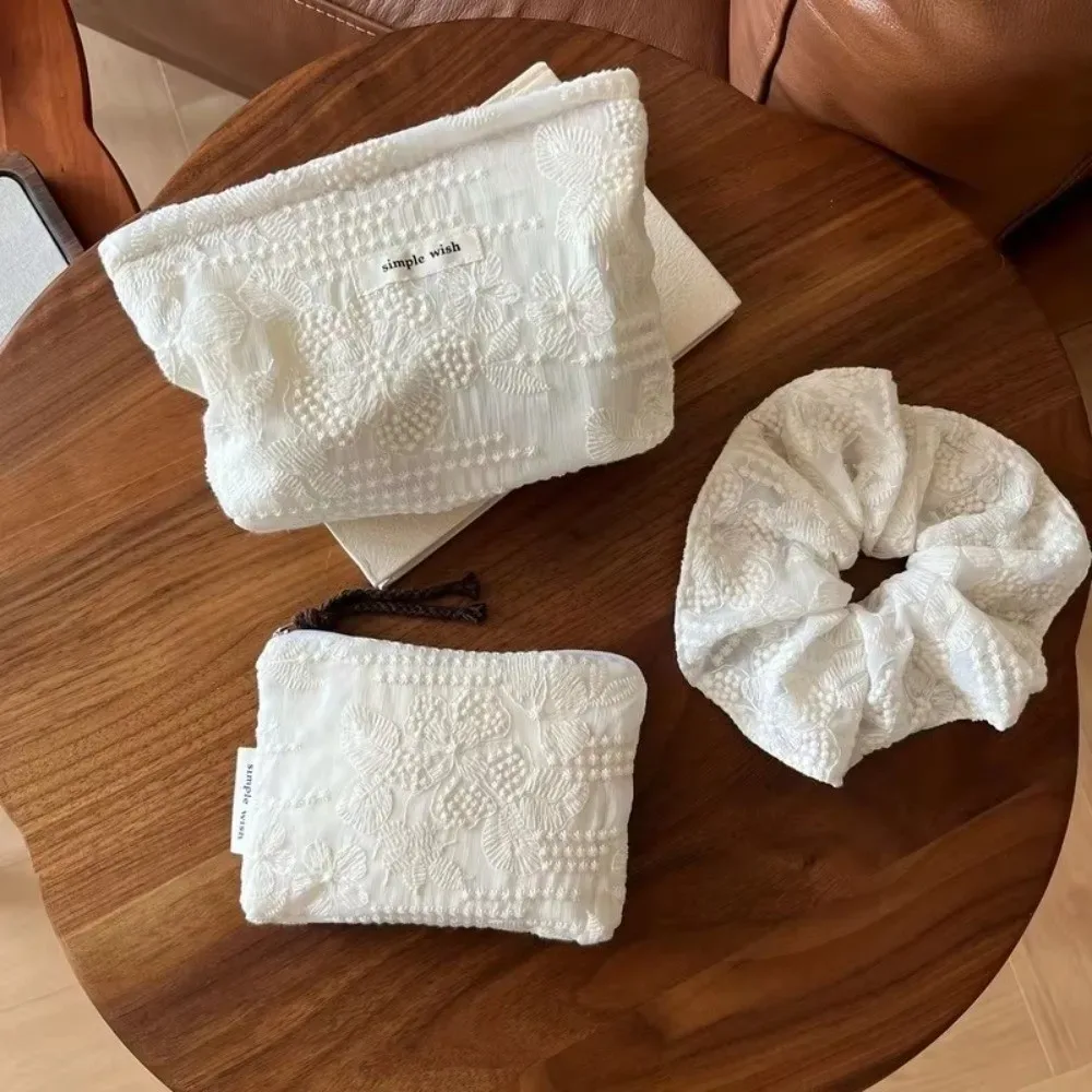 nouveau sac de maquillage en dentelle blanche pochette cosmétique à fermeture éclair étanche multi-usages rouge à lèvres casque stockage voyage