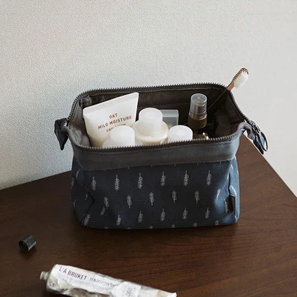 nouvelle mode sac cosmétique femmes étanche flamant sacs de maquillage organisateur de voyage kits de toilette sacs de maquillage portables esthéticienne