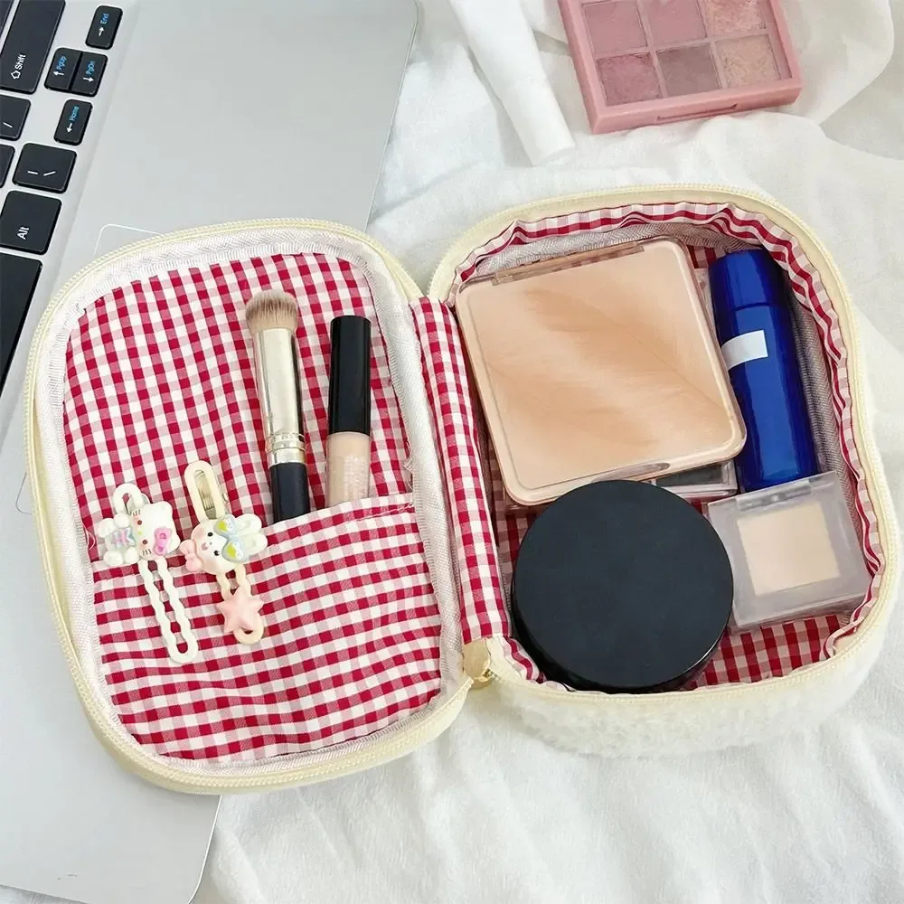 sac à stylos flou durable, sandwich aux fraises, trousse à crayons brodée mignonne, trousse de maquillage multifonctionnelle pour étudiants