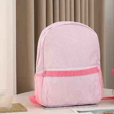 sac à dos seersucker monogrammé avec nom personnalisé, couleur bonbon brodée avec n'importe quel nom, sac de livre seersucker, sacs cadeaux uniques pour enfants
