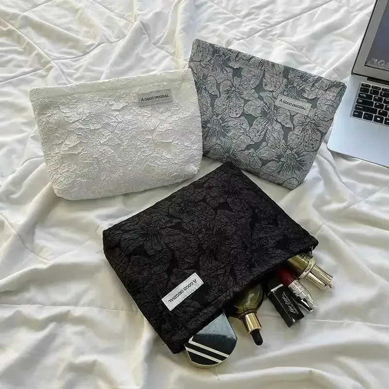 sac portable en relief floral rose, beau sac à cosmétiques élégant, sac de rangement simple de grande capacité, adapté à un usage quotidien