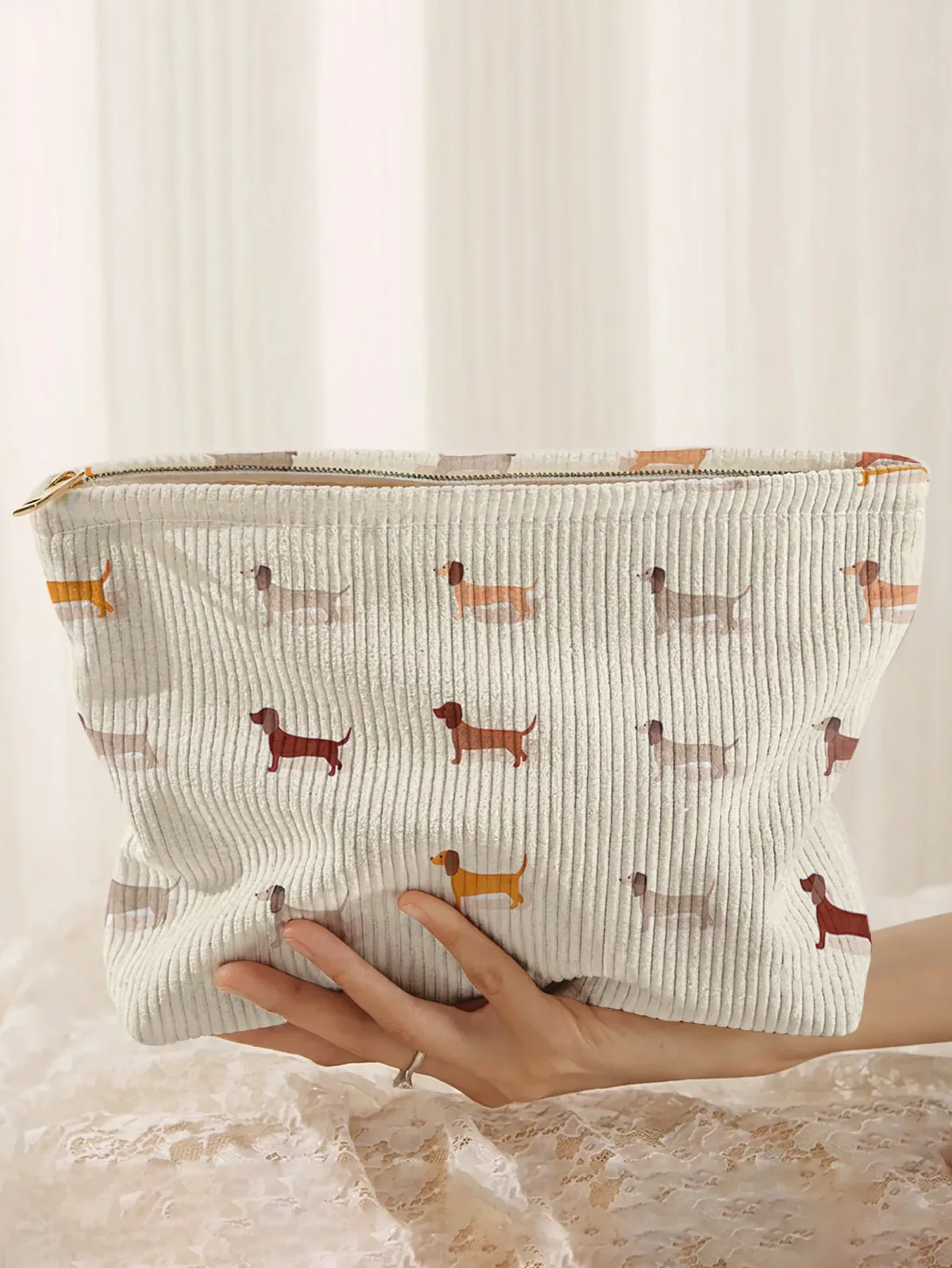 trousse de maquillage en velours côtelé à motif teckel, pochette légère à fermeture éclair, sac multifonctionnel doublé pour cosmétiques