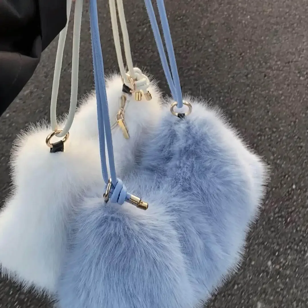 Sac fourre-tout en fausse fourrure douce imitation lapin, grande capacité, sac à bandoulière pour l'automne-hiver, nouveau style 2026