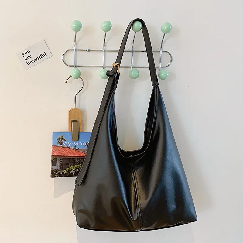 sac bandoulière pour femme - un sac à main élégant et décontracté, un sac multifonctionnel que les femmes peuvent porter sur l'épaule.