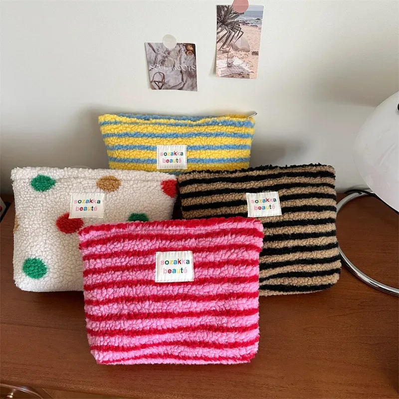 pochette en peluche à pois rayés colorés, sac à cosmétiques, pochette de maquillage de grande capacité, trouss