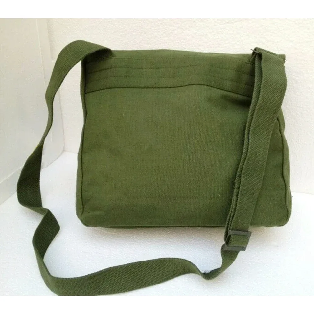 sac messager vintage à l'ancienne, sacoche militaire, extérieur, guerre du vietnam, armée chinoise pla 1965
