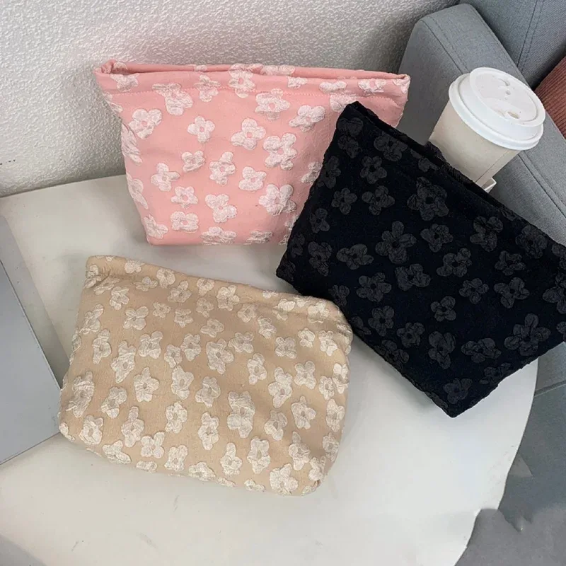 Mignon Floral petit frais voyage sac cosmétique femme pochette sacs de lavage mode femmes maquillage stockage trousses de toilette nécessaire