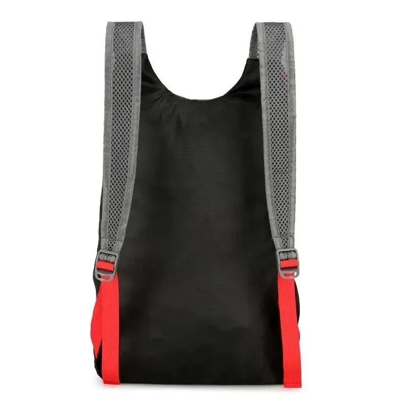 sac de sport en nylon imperméable léger haute densité, sac à dos pliant extérieur multifonctionnel adapté au camping et à la randonnée