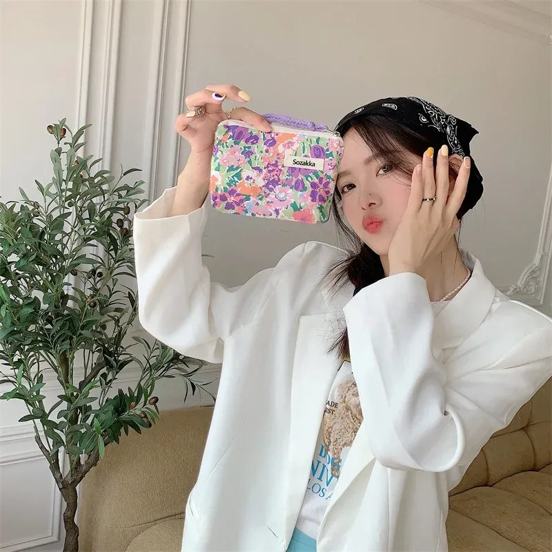 kawaii – porte-monnaie portable de voyage à fleurs, sac de rangement de rouge à lèvres cosmétique, sacs à main de maquillage pour femmes, organisateur de portefeuille, petites pochettes