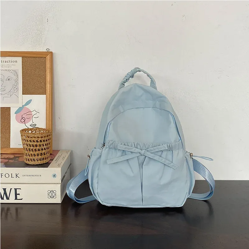 version coréenne design de niche nouveau sac à dos en nylon brodé, sac à dos léger polyvalent personnalisé de grande capacité