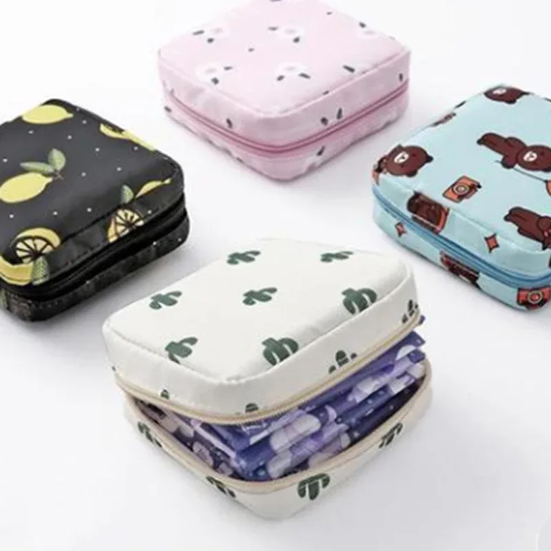 ensemble de petits sacs à cosmétiques pour femmes, mini serviettes hygiéniques à fermeture éclair pour filles, sacs de maquillage pour rouge à lèvres, pochette de rangement pour écouteurs et pièces de monnaie