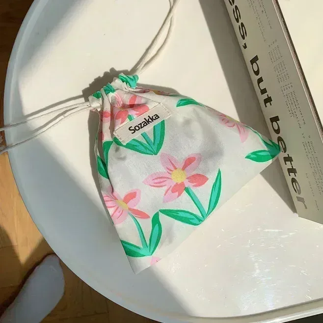 sac de maquillage mignon, cadeau de noël, organisateur de bijoux de bonbons, sac de rangement floral en coton et lin, pochette de rangement de finition pour femmes