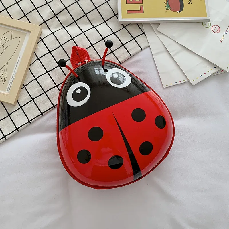 cartables pour enfants à coque rigide avec motifs de coccinelle de dessin animé, sacs à dos pour garçons et filles dans les jardins d'enfants pour la classe