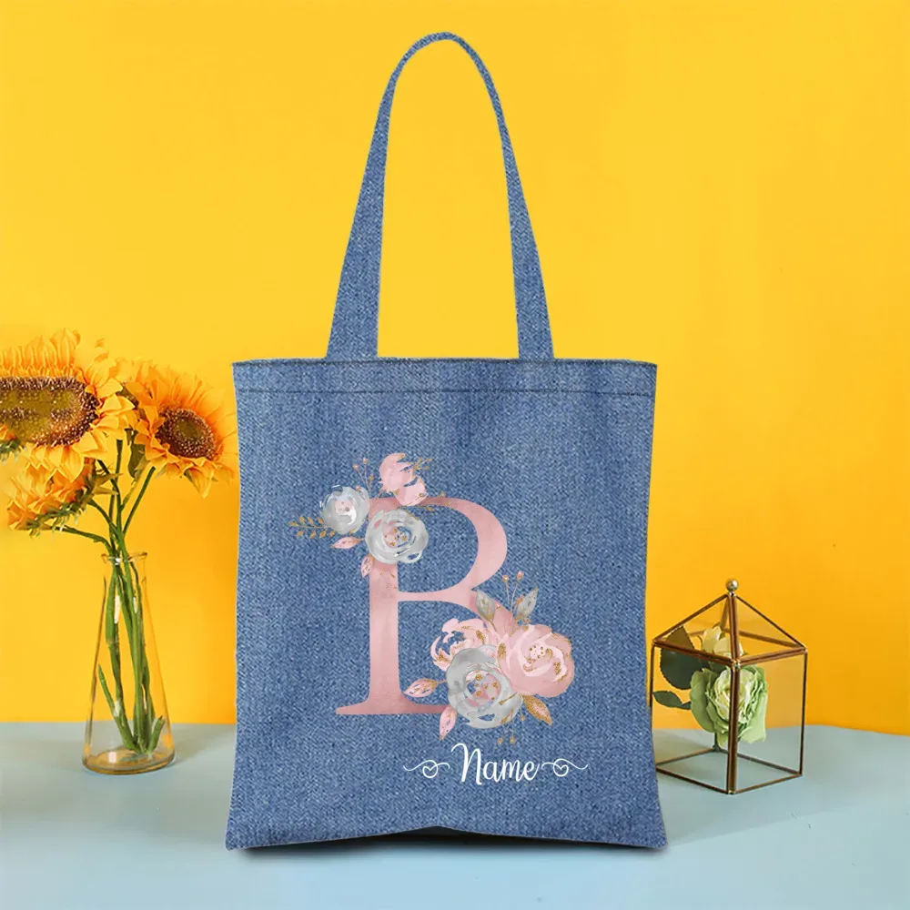 sac fourre-tout en denim personnalisé avec lettre avec nom, sac à main pour mariage, enterrement de vie de jeune fille, sacs de demoiselle d'honneur, sac à bandoulière de voyage, cadeau pour elle