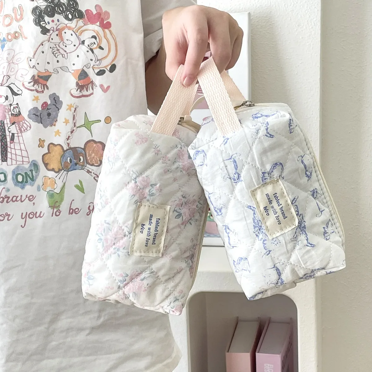 sac à cosmétiques vintage à fleurs pour femmes, pochette à carreaux mignonne, trousse de maquillage de voyage, petits sacs à main matelassés en coton à fleurs
