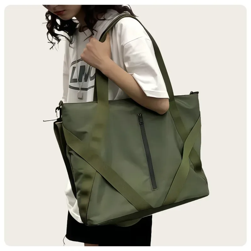 sac de rangement tendance et à la mode, grande capacité, style instagram, unisexe, adapté aux étudiants, fabriqué en nylon imperméable, disponible en noir et vert foncé, peut être utilisé comme sac à main, sac bandoulière, sac à épaule, sac de voyage ou sac fourre-tout.