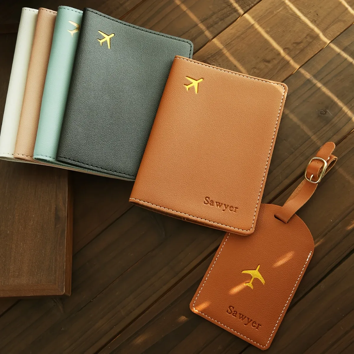 porte-passeport personnalisé en cuir artificiel avec nom personnalisé, étiquette de bagage légère et pliable, idéale pour les sorties et les cadeaux de voyage