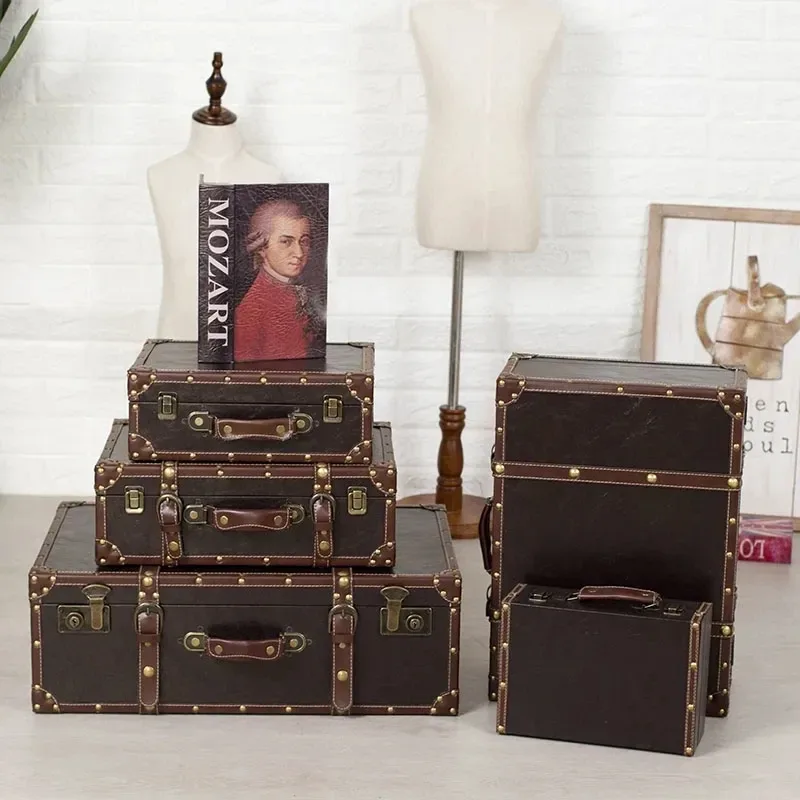 coffre en cuir vintage avec accents en bois, mallette de rangement de voyage, boîte à bagages antique pour décoration de maison, cadeau de mariage de luxe