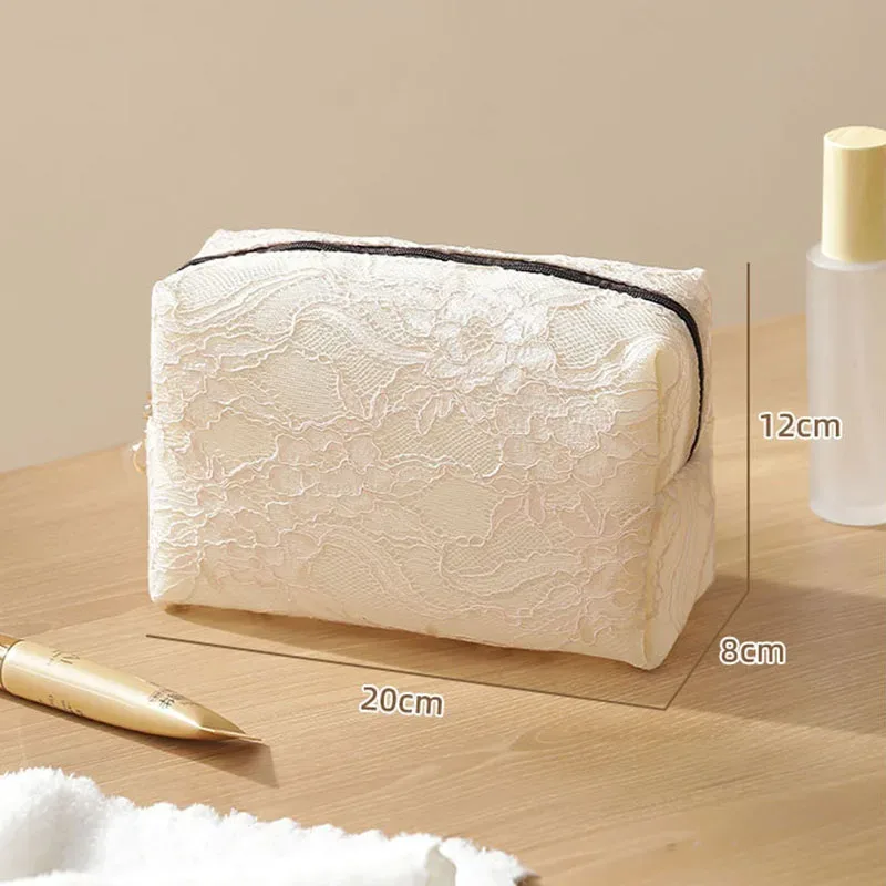trousse de maquillage en dentelle pour femmes et filles, pochette en maille pour rouge à lèvres, organisateur de toilette de voyage avec poches intérieures pour les essentiels