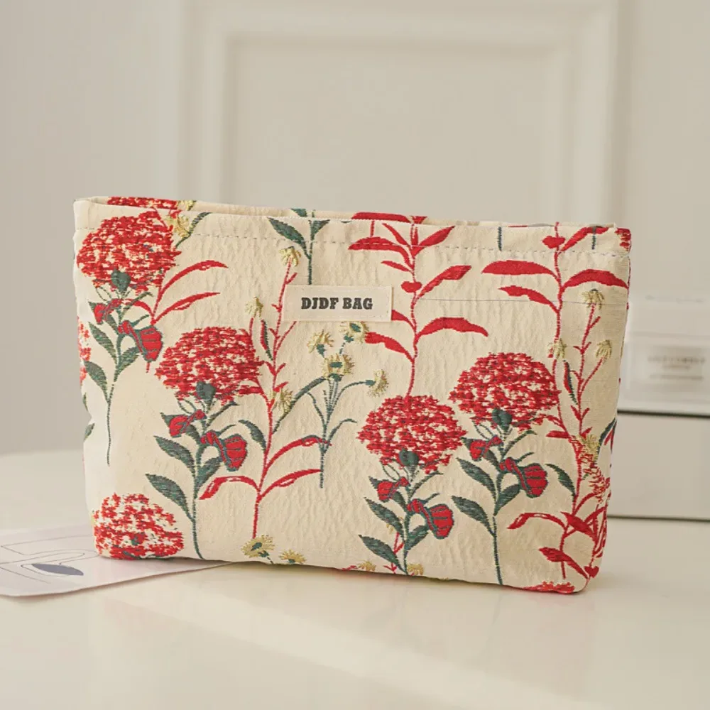 sac de maquillage de grande capacité à la mode, sac cosmétique brodé de fleurs couleur crème, sac de rangement pour articles de toilette et soins de la peau avec fermeture éclair pour femmes