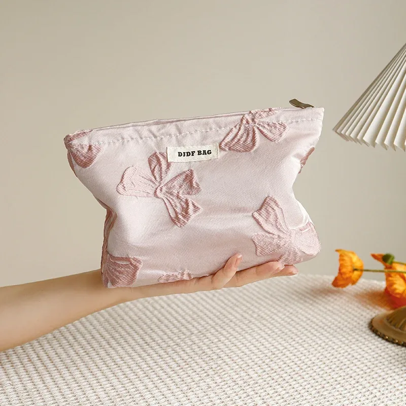 trousse de maquillage pour femmes, bouquet bleu, serviette hygiénique de grande capacité, retouche, fournitures de maquillage, sac de rangement en toile, trousse de toilette