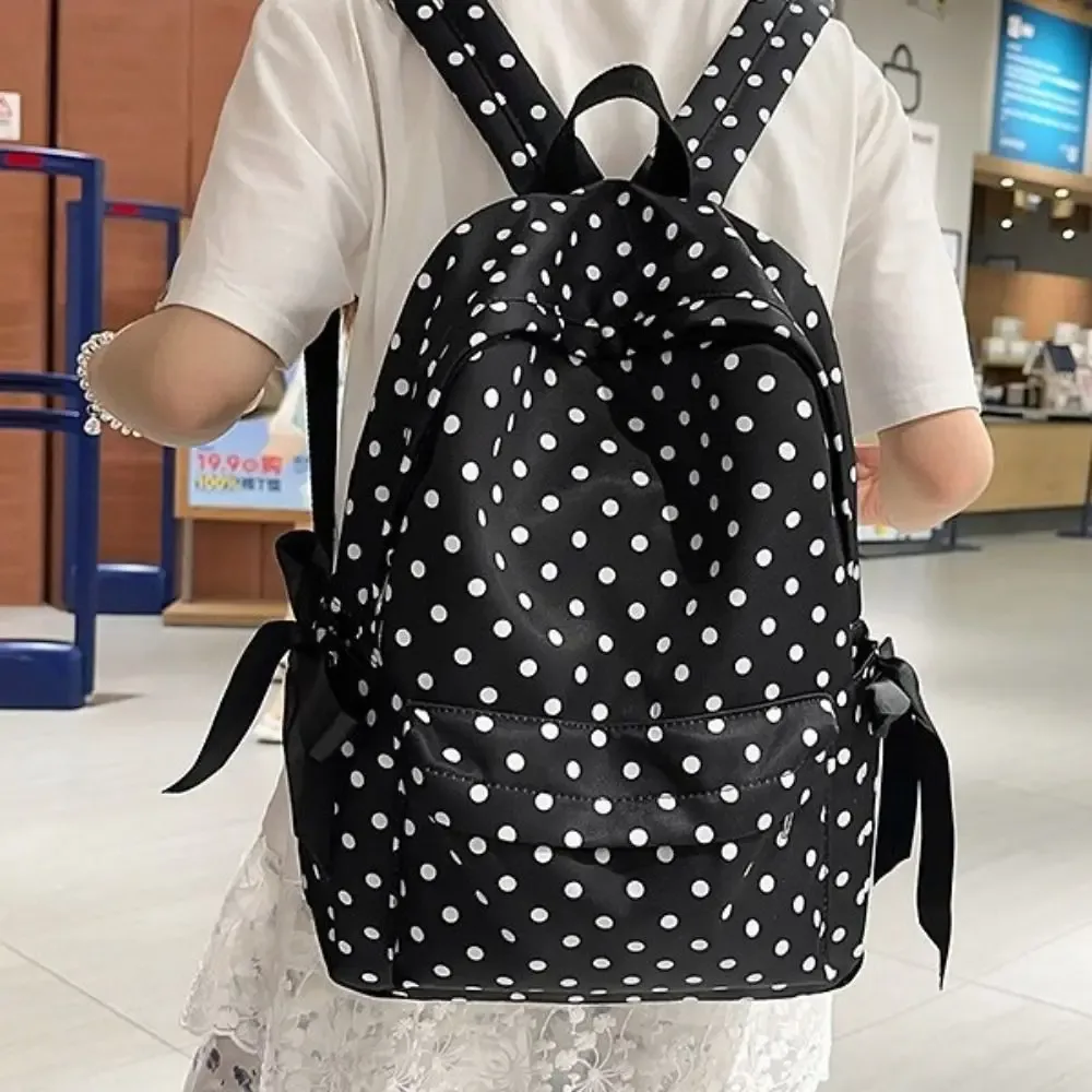Sac à dos Y2K à pois, design minimaliste avec nœud, sac à dos léger et durable pour étudiants, idéal pour les trajets quotidiens