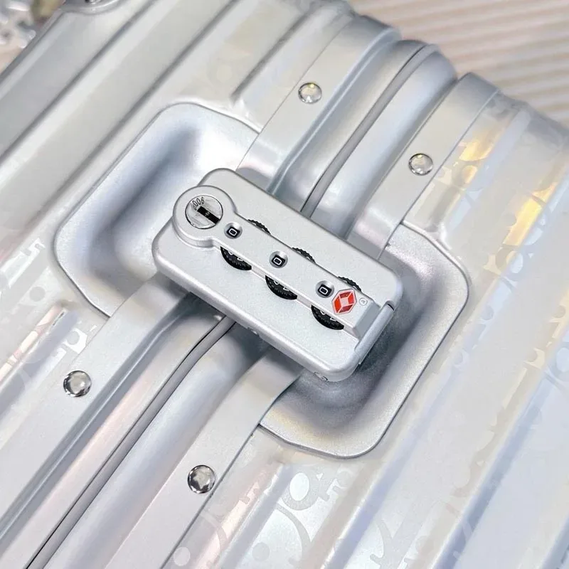 serrure à combinaison tsa006 adaptée aux valises rimowa, remplacement de serrure de valise rimowa tsa006, réparation de bagages