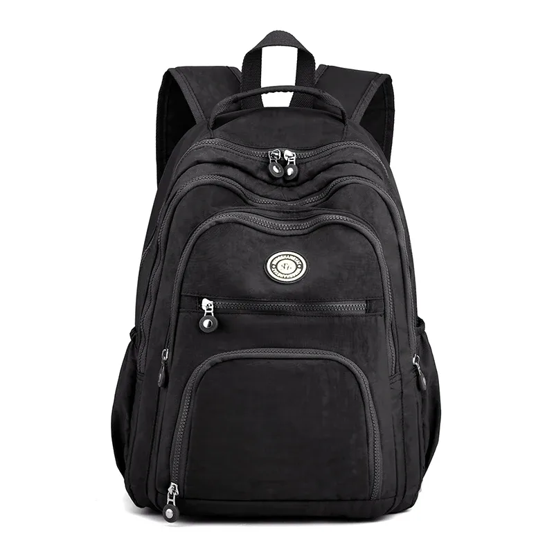 sacs à dos étanches en nylon pour femmes, sacs à dos de grande capacité pour femmes, sacs à dos de loisirs et de voyage pour femmes, haute qualité