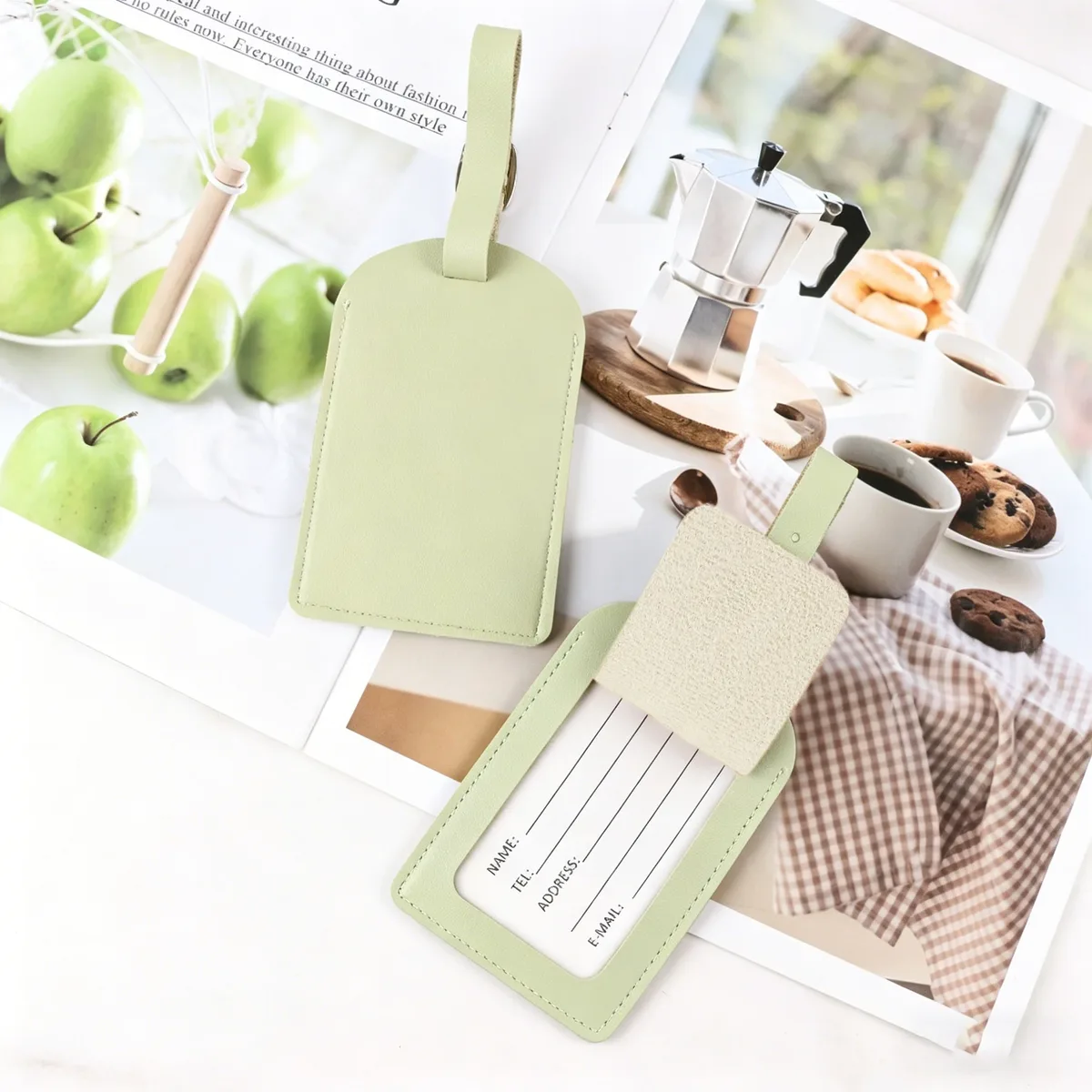 étiquette de bagage en cuir vert clair, ajustable, anti-perte, carte d'identification pour bagages, accessoire essentiel pour les voyages et les déplacements professionnels