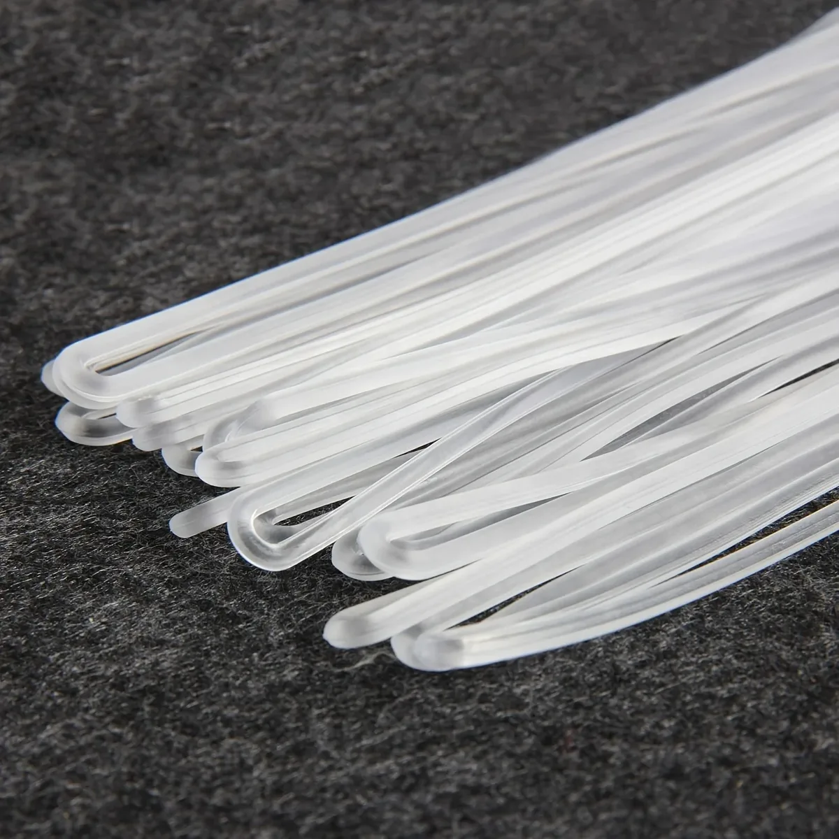 paquet de 50/100/200 sangles de bagages en plastique transparent, boucles à vis sans fin pour étiquettes de bagages, boucle d'étiquette de nom en plastique pour cartes d'identité, 6 pouces