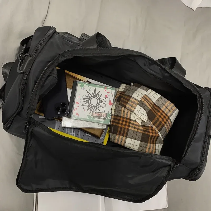 sac de sport en nylon elegant sac de voyage impermeable a grande capacite pour hommes et femmes