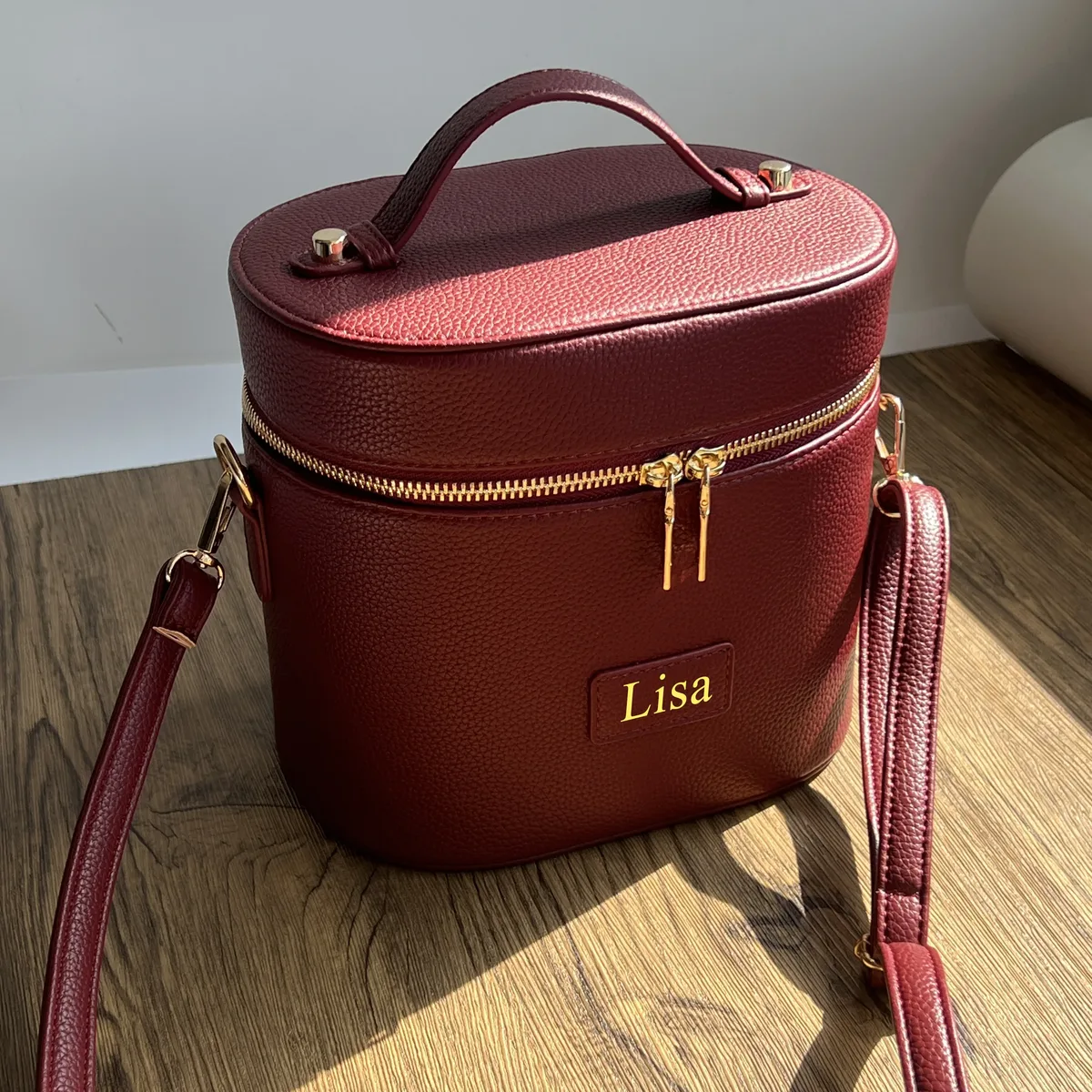 sac de voyage cosmétique portable personnalisé avec bandoulière, compartiment de rangement amovible et compartiment de lavage séparé pour femme