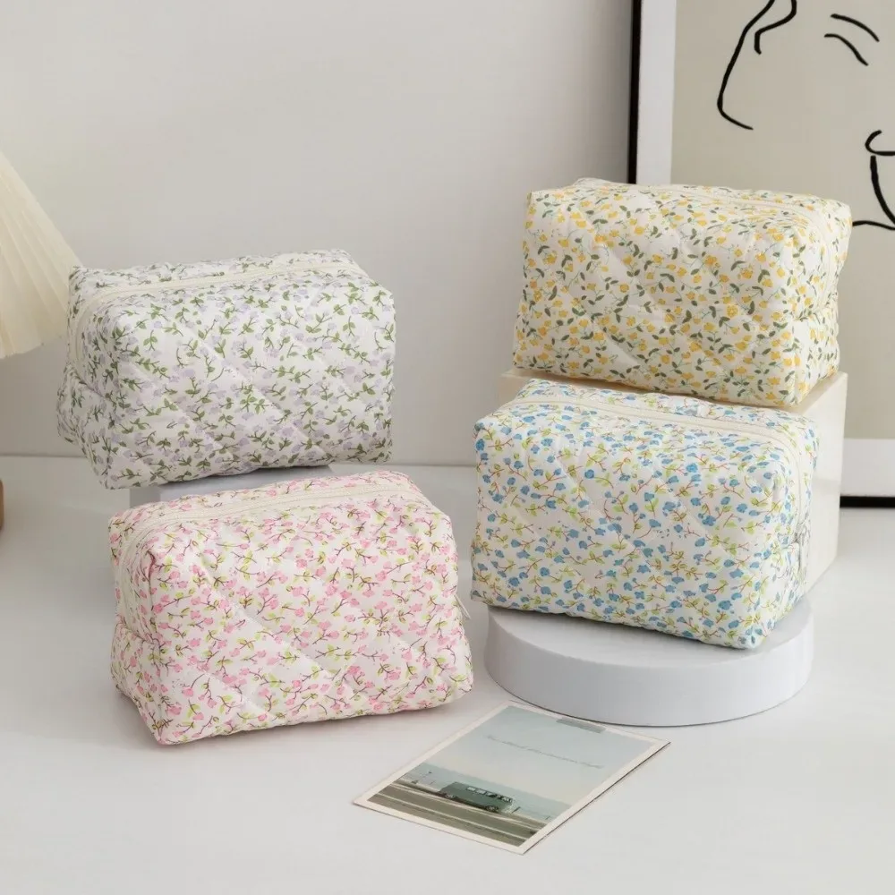 nouvelle trousse de maquillage en coton matelassé à fleurs, grande capacité, légère, organiseur de cosmétiques multifonctionnel, trousse de toilette pour femmes