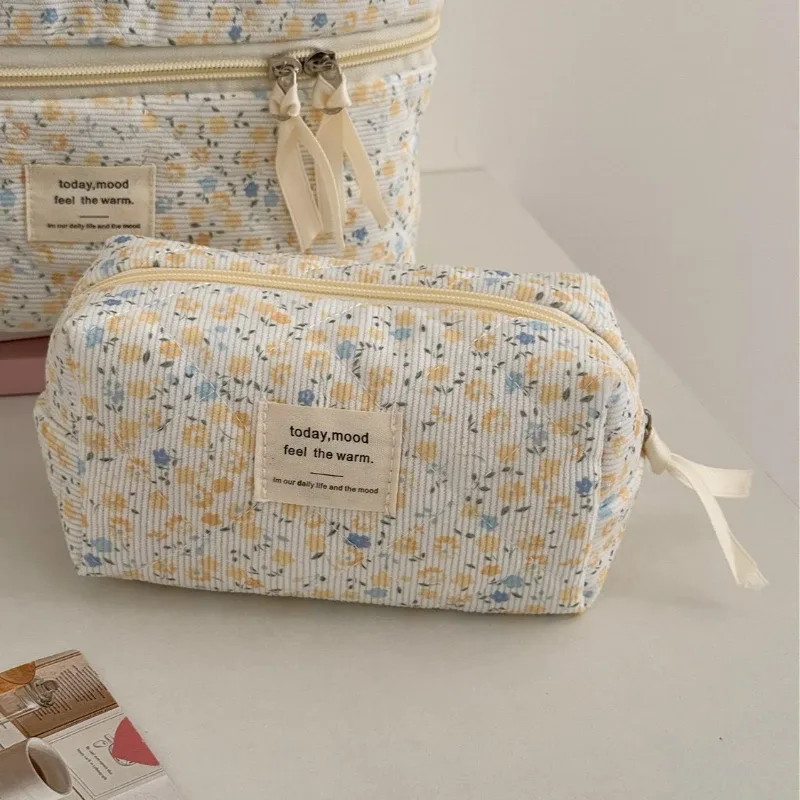 sacs de rangement pour cosmétiques en velours côtelé à motifs floraux vintage, sacs à main portables rétro pour femmes, étui de maquillage simple pour femme, pochette.