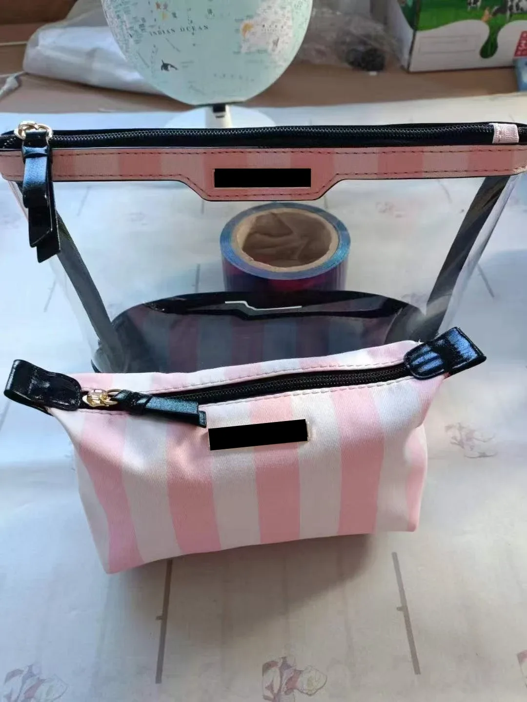 sac fourre-tout et trousse de toilette en pvc transparent bleu marcus avec sac intérieur pour femmes