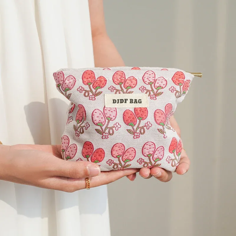 djdf – petit sac à cosmétiques à fleurs roses pour femmes, double couche en toile douce, sac de rangement portable pour serviettes hygiéniques, porte-monnaie style ins