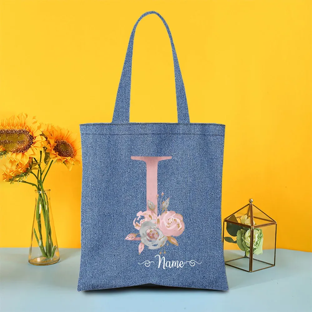 sac fourre-tout en denim personnalisé avec lettre avec nom, sac à main pour mariage, enterrement de vie de jeune fille, sacs de demoiselle d'honneur, sac à bandoulière de voyage, cadeau pour elle