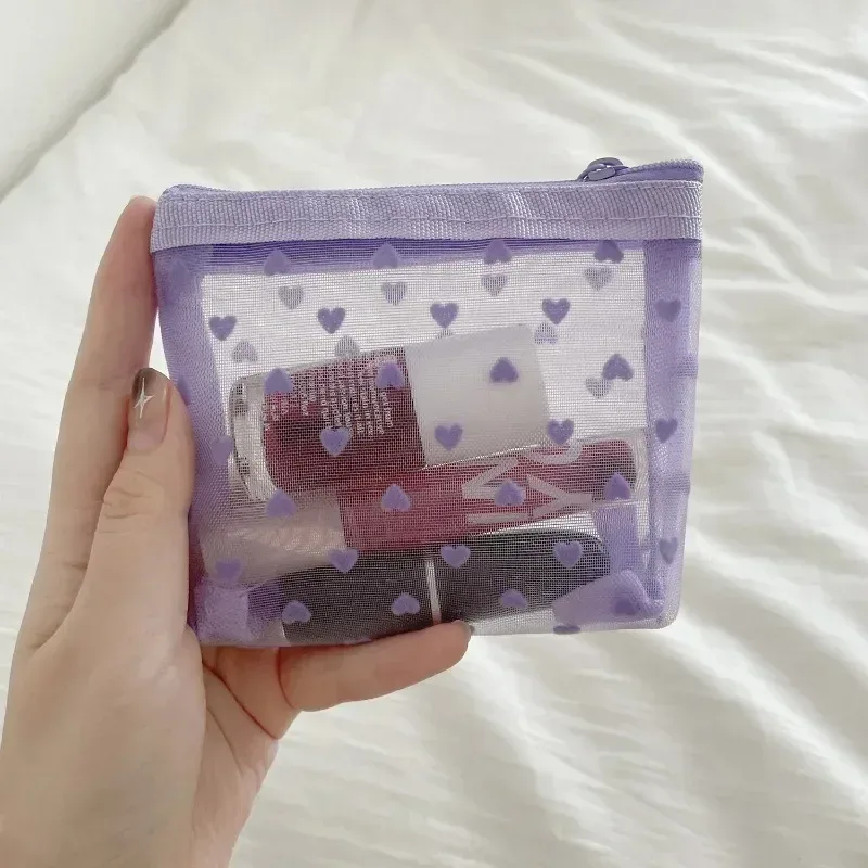 sac de rangement de cosmétiques pour femmes, support organisateur de voyage, sac à main en maille de nylon imprimé cœur violet, sac de maquillage transparent et mignon, pochette