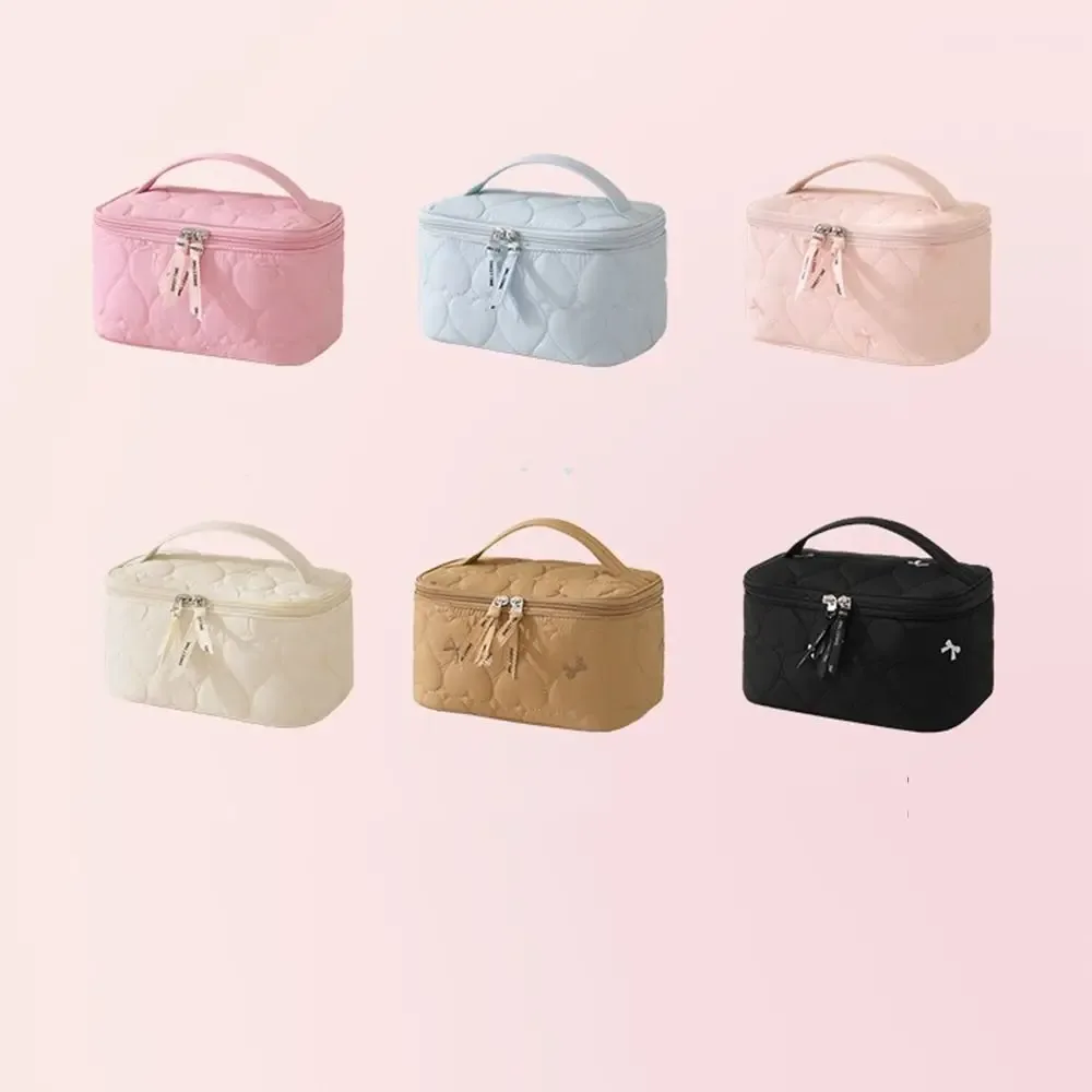 sac de maquillage de grande capacité pour femmes, sac de toilette de voyage étanche à imprimé cœur, sac de rangement de cosmétiques à double fermeture éclair, sac de rangement de cosmétiques à main pour dames