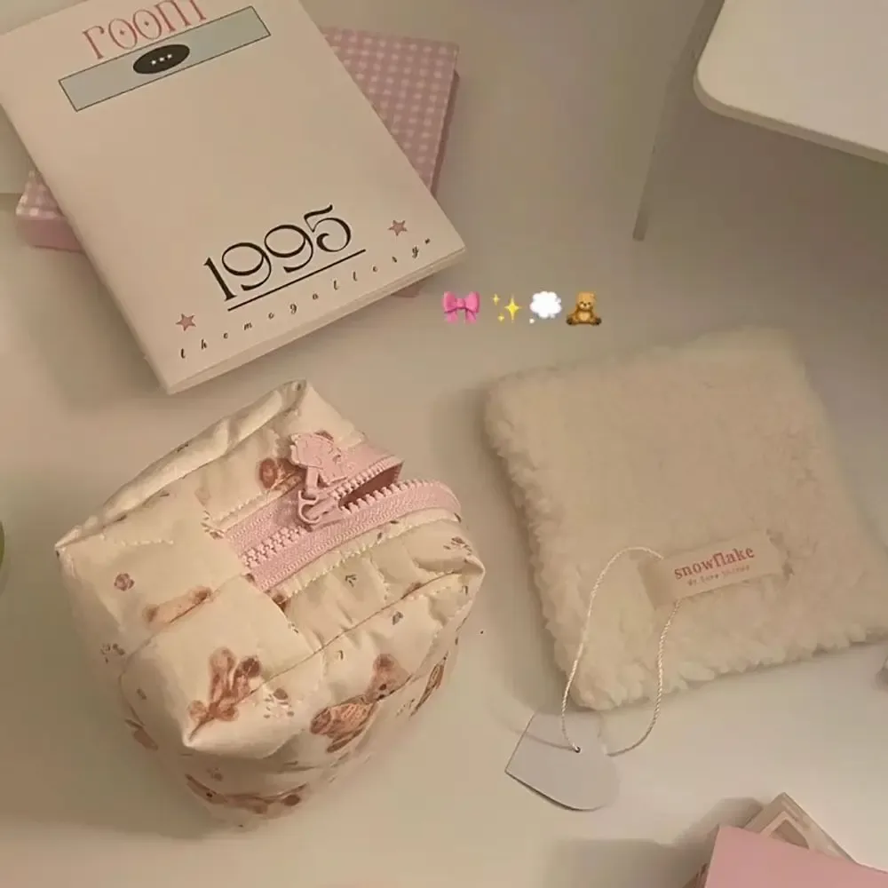 sac de maquillage en forme d'ours de dessin animé de haute qualité, sac de rangement pour bijoux, rouge à lèvres, grande capacité, sac cosmétique, organisateur de voyage, pochette portable