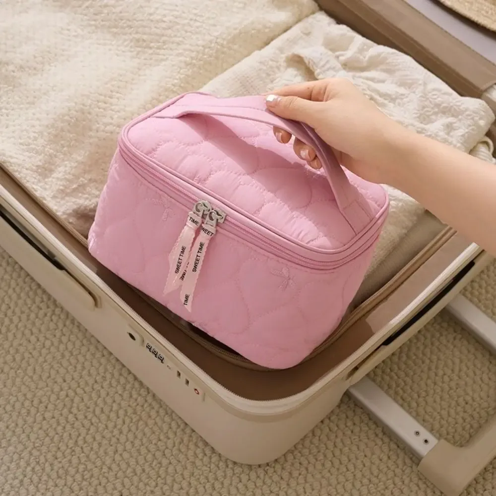 sac de maquillage de grande capacité pour femmes, sac de toilette de voyage étanche à imprimé cœur, sac de rangement de cosmétiques à double fermeture éclair, sac de rangement de cosmétiques à main pour dames