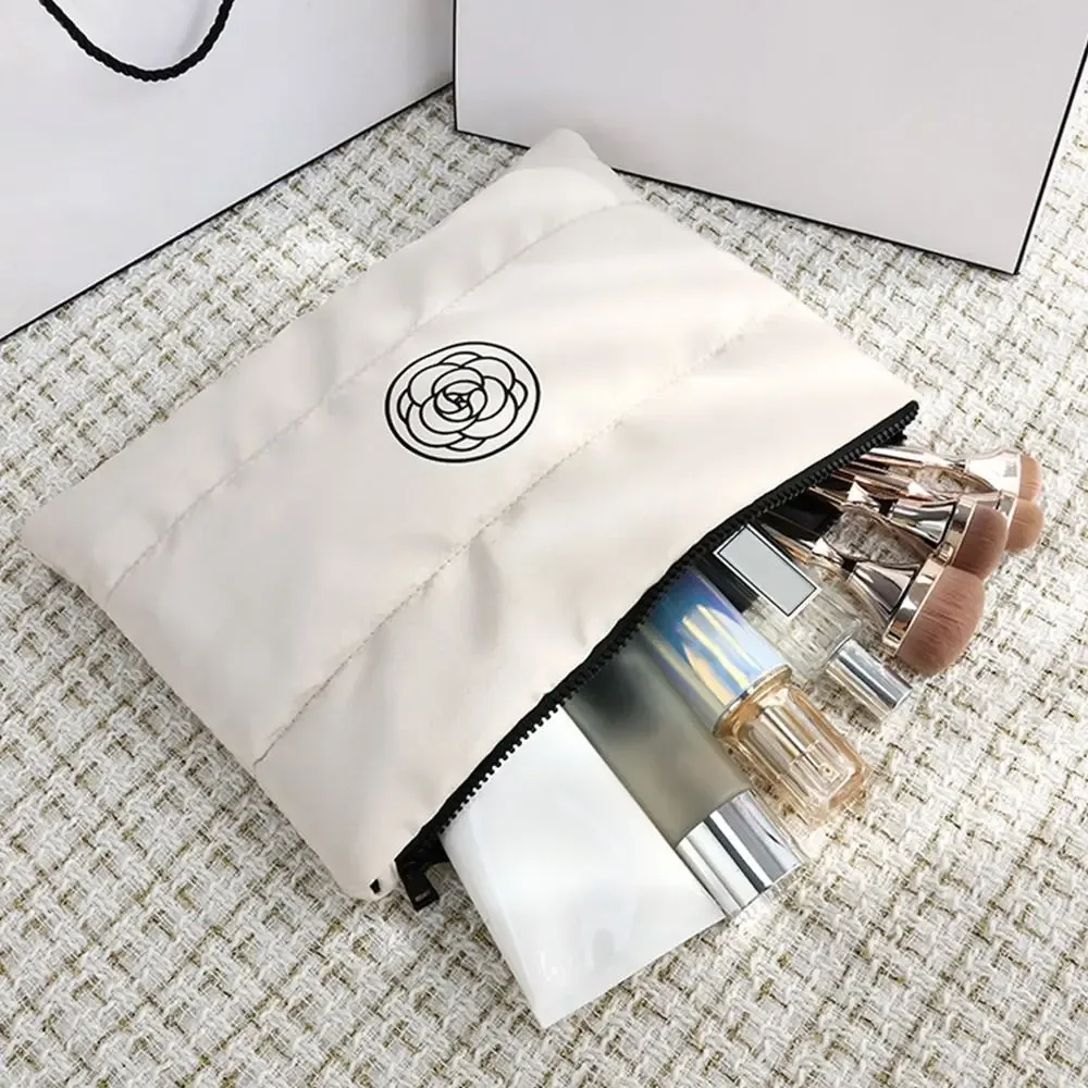 trousse de maquillage portable, nouvelle mode, sac de rangement de cosmétiques à fleurs en coton matelassé, grande capacité, trousse de toilette de voyage de couleur unie