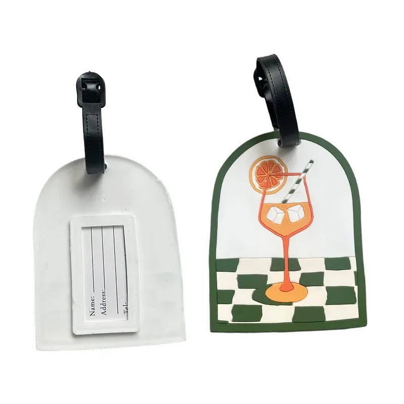 étiquette de bagage en caoutchouc souple à thème cocktail rétro, avec double fonction de prévention de la perte de bagages et d'esthétique décorative