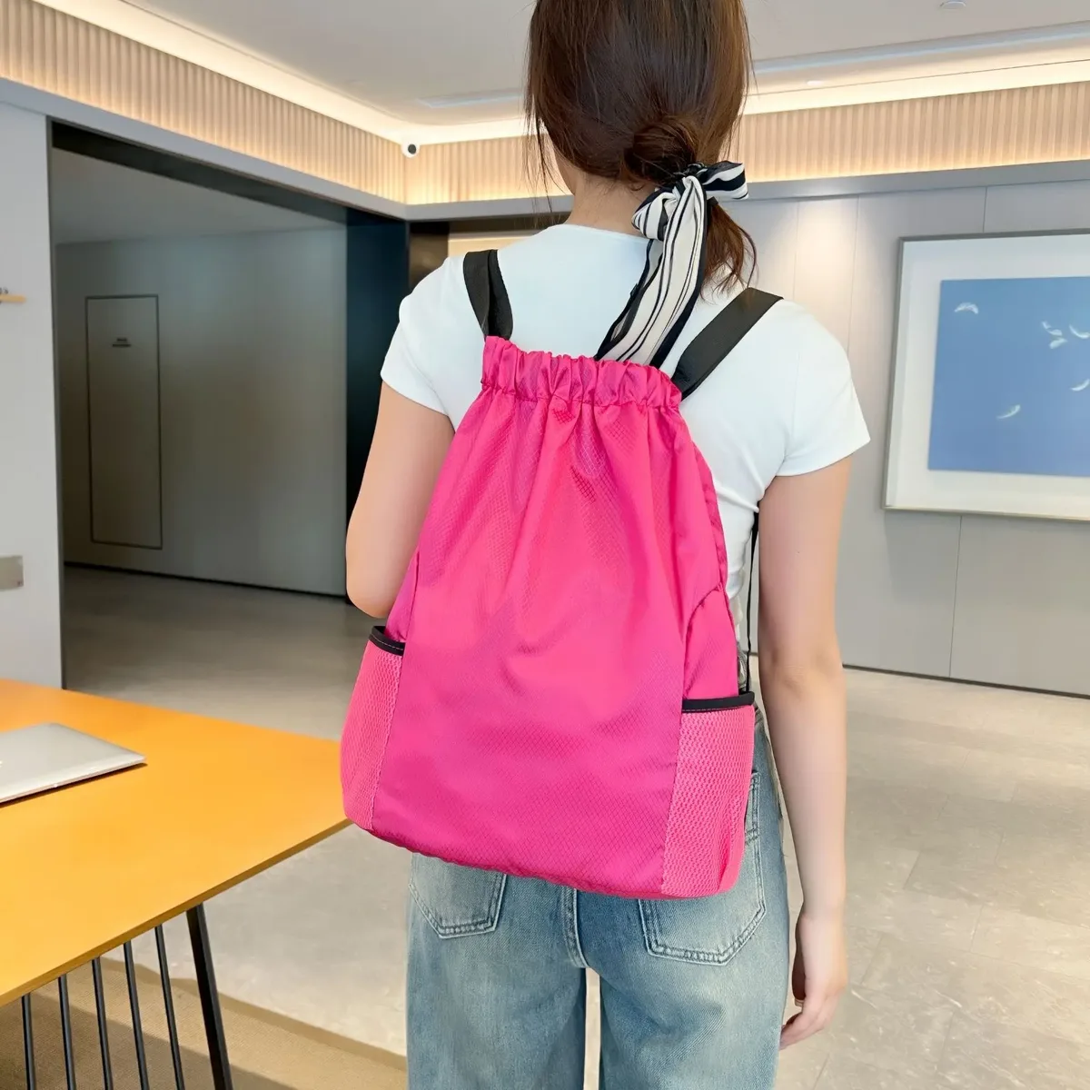 logo personnalisé nouveau style sac à cordon sac à dos pour hommes et femmes sac à dos de voyage simple avec sac de sport de fitness de grande capacité