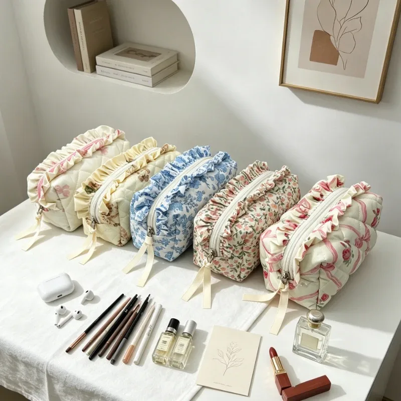 pochette de maquillage matelassée à imprimé floral et volants pour femme, organiseur de maquillage portable, étui de rangement pour voyage et toilette