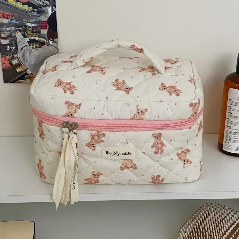 sac de maquillage ours de dessin animé pour femmes, grande capacité, mignon organisateur de voyage, pochette matelassée, sac à main de rangement de toilette pour dames